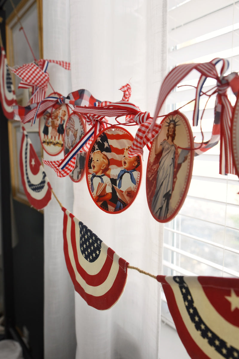 *SALE!* Oval Americana Text Ornament