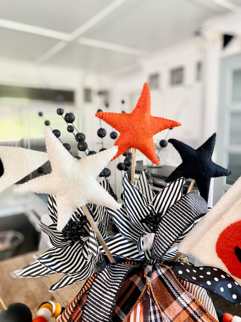 Halloween Felt Star Sticks
