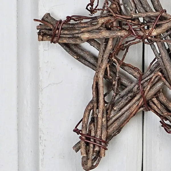 Rattan Vine Star Ornament