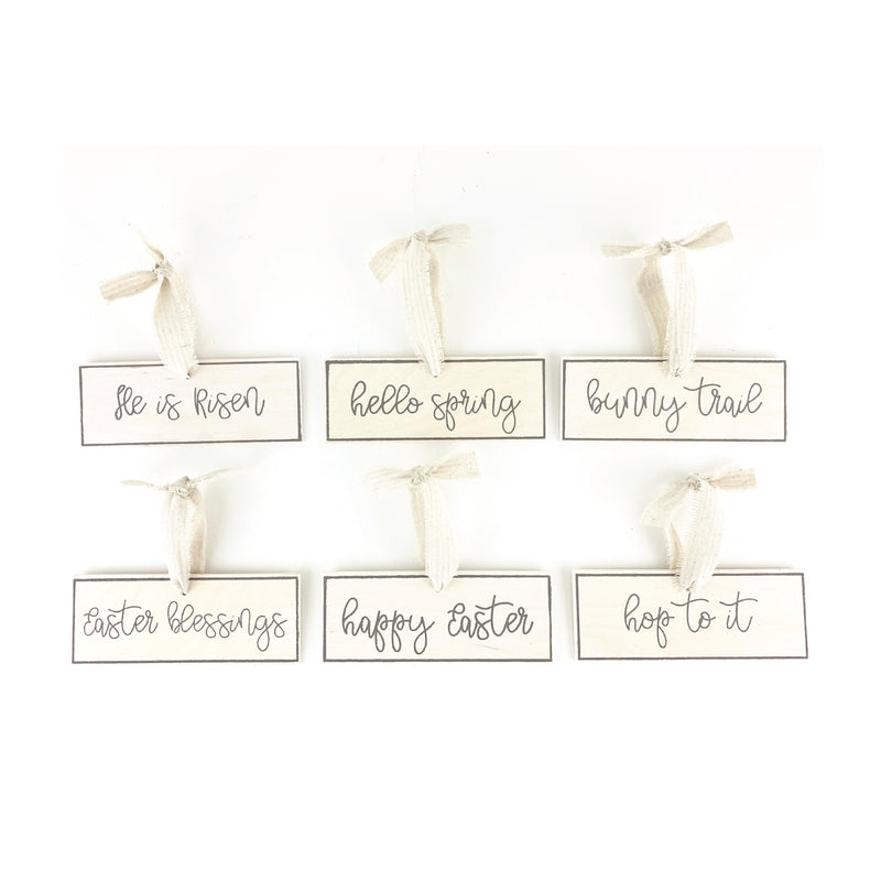*CLOSEOUT* Easter Sign Ornaments