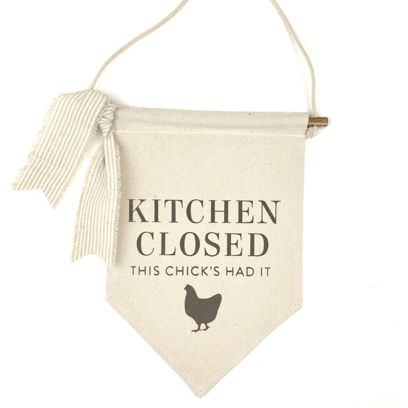 Kitchen Closed <br>Pennant