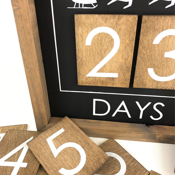 Santa Claus Is Coming Modern <br>Magnetic Advent