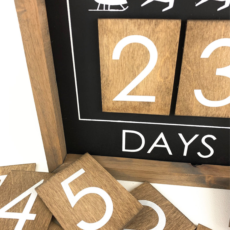 Santa Claus Is Coming Modern <br>Magnetic Advent
